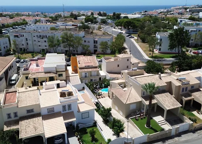 Villa Private Deluxe 3bd Pool Wi-fi Ac Bbq *