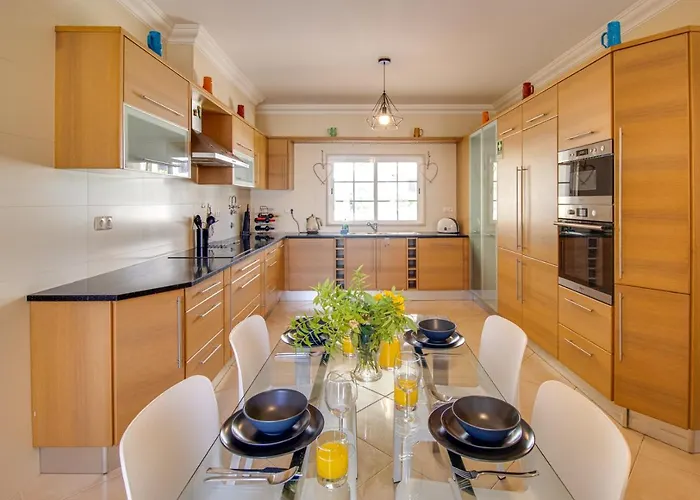 Private Deluxe 3bd Pool Wi-fi Ac Bbq